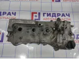 Крышка головки блока (клапанная) Toyota Camry (XV40) 11202-31030. Левая.