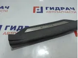 Накладка порога заднего правого внутренняя Toyota Camry (XV40) 67917-33070-B0. Потертости.