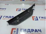 Накладка порога заднего правого внутренняя Toyota Camry (XV40) 67917-33070-B0. Потертости.
