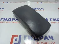 Подлокотник Toyota Camry (XV40) 58905-33390-B0. Царапины.