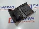 Накладка центральной консоли задняя Toyota Camry (XV40) 58903-33060-B0. Дефект дефлектора.