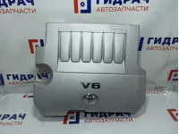 Накладка декоративная на двигатель Toyota Camry (XV40) 11209-31031. Царапины.