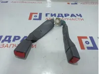 Ответная часть ремня безопасности Toyota Camry (XV40) .