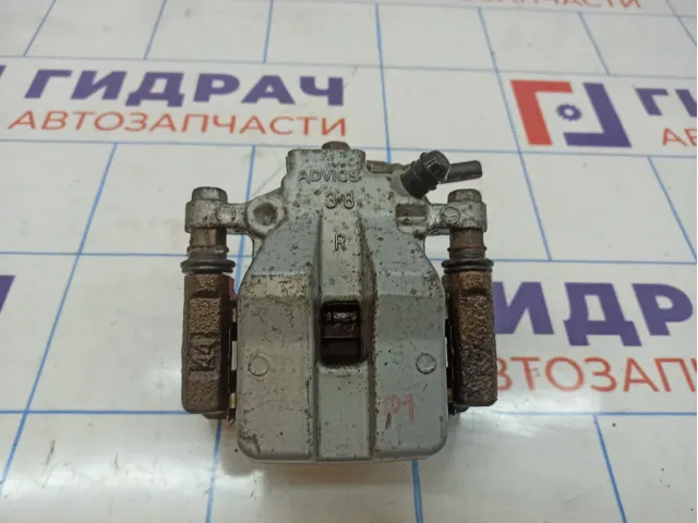 Суппорт тормозной задний правый Toyota Camry (XV40) 47830-33211.