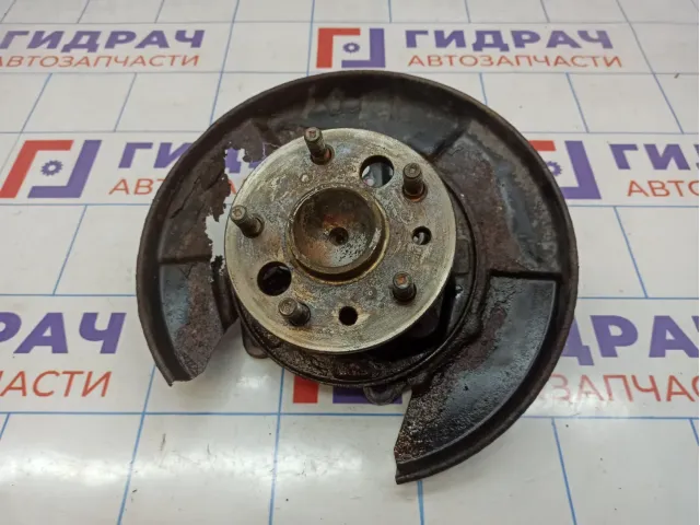 Щит опорный задний левый Toyota Camry (XV40) 46504-33080. Со ступицей.Коррозия.