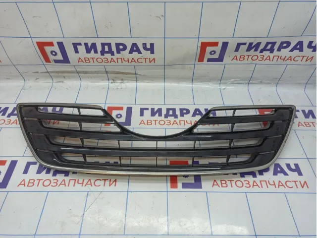 Решетка радиатора Toyota Camry (XV40) 53101-33270-C0.