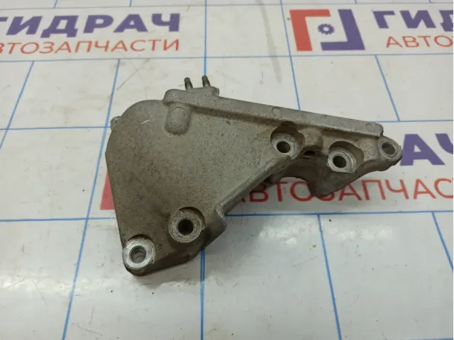 Кронштейн двигателя левый Toyota Camry (XV40) 1231531091.
