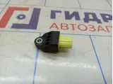 Датчик AIR BAG Toyota Camry (XV40) 89831-42010.