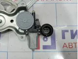 Стеклоподъемник электрический задний левый Toyota Camry (XV40) 69804-33050