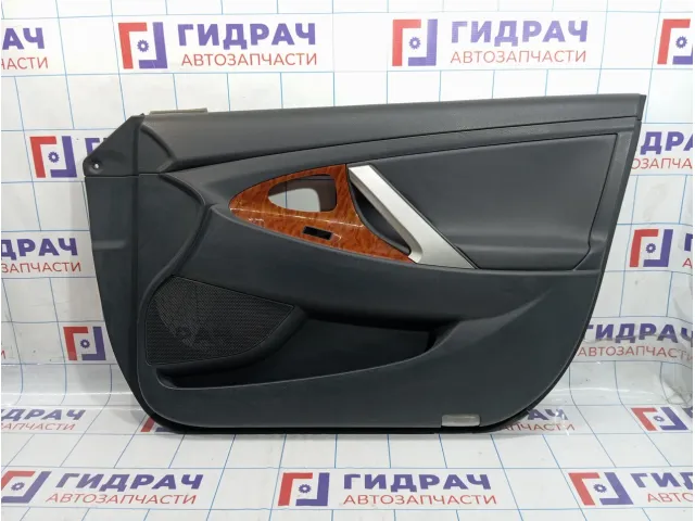 Обшивка двери передней правой Toyota Camry (XV40) 67610-33B81-B1