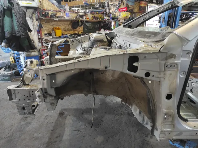 Лонжерон передний левый Toyota Camry (XV40) 53702-33110