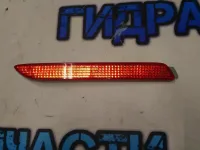 Отражатель в бампер задний правый Toyota Camry V50 8191048012