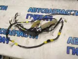 Проводка двери передней левой Toyota Camry V50 8215206D90