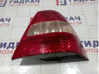 Фонарь задний правый Toyota Corolla (E120) 81551-1E200