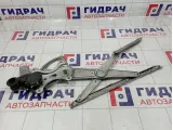 Стеклоподъемник электрический передний правый Toyota Corolla (E120) 69801-12190