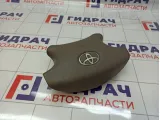 Подушка безопасности в рулевое колесо Toyota Corolla (E120) 45130-1A210-E0