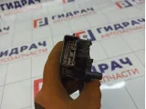 Переключатель поворотов подрулевой Toyota Corolla (E120) 84140-12510