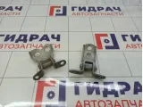 Петли двери передней левой Toyota Corolla (E120)