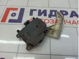 Моторчик заслонки отопителя Toyota Corolla (E120) 063700-7490