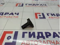 Расходомер воздуха (массметр) Toyota Corolla (E120) 22204-21010