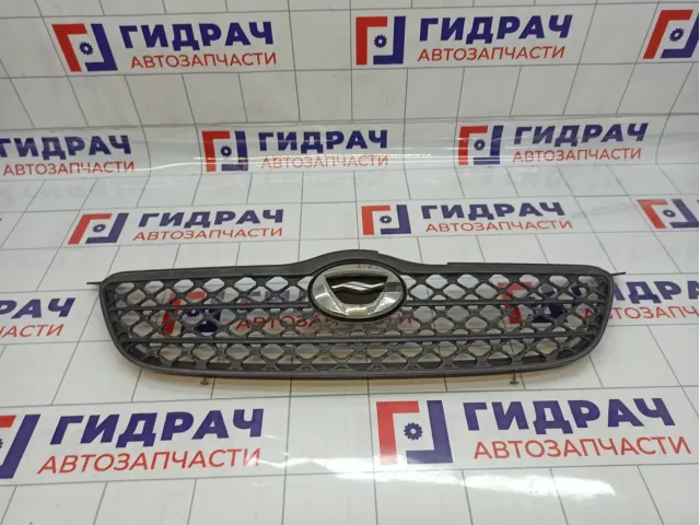 Решетка радиатора Toyota Corolla (E120) 53111-1A450