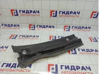 Решетка стеклоочистителя правая Toyota Corolla (E120) 55708-12230