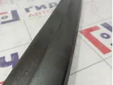 Накладка крышки багажника Toyota Corolla (E150) 76801-12820-B1