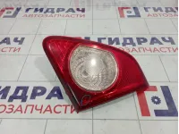 Фонарь задний внутренний правый Toyota Corolla (E150) 81581-12110