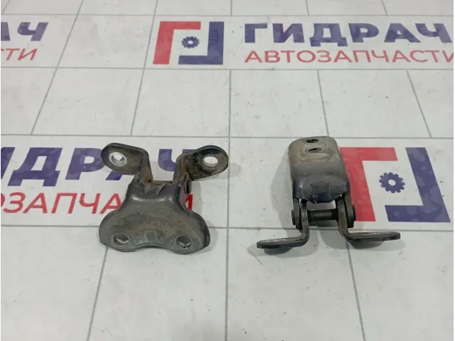 Петли двери передней левой Toyota Corolla (E150)