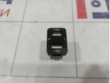 Разъем USB Toyota Corolla (E150)