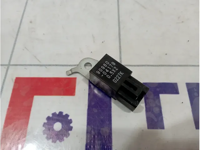 Конденсатор Toyota Corolla (E150) 90980-04179