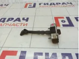 Ограничитель передней двери Toyota Corolla (E150) 68610-12200
