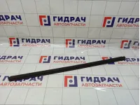 Уплотнитель стекла переднего правого Toyota Corolla (E150) 68171-12340