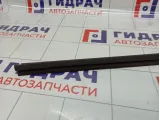 Уплотнитель стекла переднего правого Toyota Corolla (E150) 68171-12340