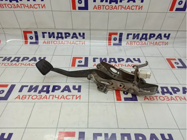 Педаль тормоза Toyota Corolla (E150) 47101-12650
