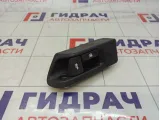 Ручка открывания багажника Toyota Corolla (E150) 64606-33030