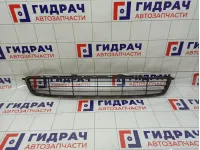 Решетка в бампер центральная Toyota Corolla (E150) 53112-12131