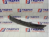 Решетка в бампер центральная Toyota Corolla (E150) 53112-12131