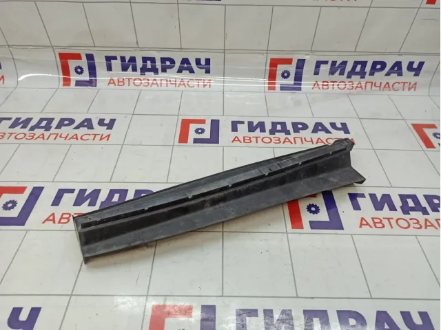 Накладка решетки стеклоочистителей Toyota Corolla (E150) 55751-12100