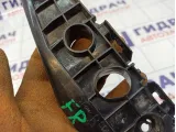 Направляющая переднего бампера правая Toyota Corolla (E150) 52115-02110