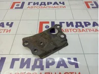 Кронштейн передней балки правый Toyota Corolla (E150) 52255-12010