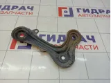 Кронштейн передней балки правый Toyota Corolla (E150) 52257-12010