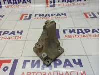 Кронштейн генератора Toyota Corolla (E150) 12511-37010