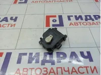 Моторчик заслонки отопителя Toyota Corolla (E150) 0637008320