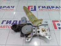 Стеклоподъемник электрический задний левый Toyota Corolla (E120) 6980412140