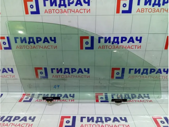 Стекло двери передней правой Toyota Corolla (E120) 681011A480