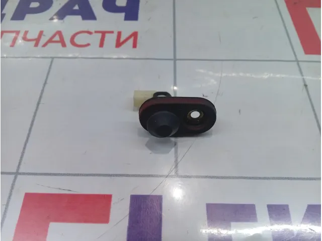 Выключатель концевой задний Toyota Corolla (E120) 8423153010