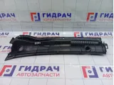 Решетка под лобовое стекло (Жабо) правая Toyota Corolla (E120) 5570812240