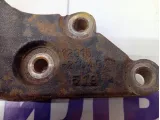 Кронштейн двигателя правый Toyota Corolla (E120) 1231521040