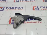 Рычаг, педаль стояночного тормоза Toyota Corolla (E120) 4620102190B0